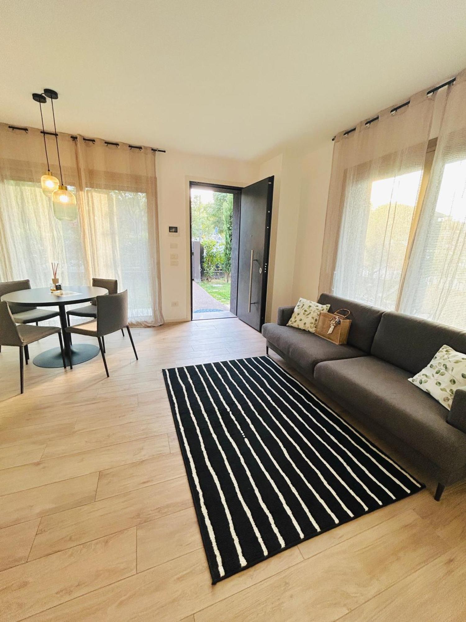 Appartement Cortemaggiore 4d Luxury-flexrent Abissinia