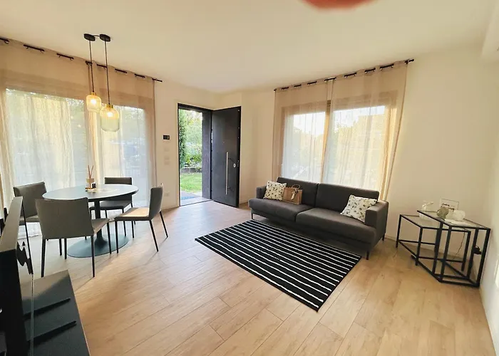 Cortemaggiore 4D Luxury-Flexrent Abissinia