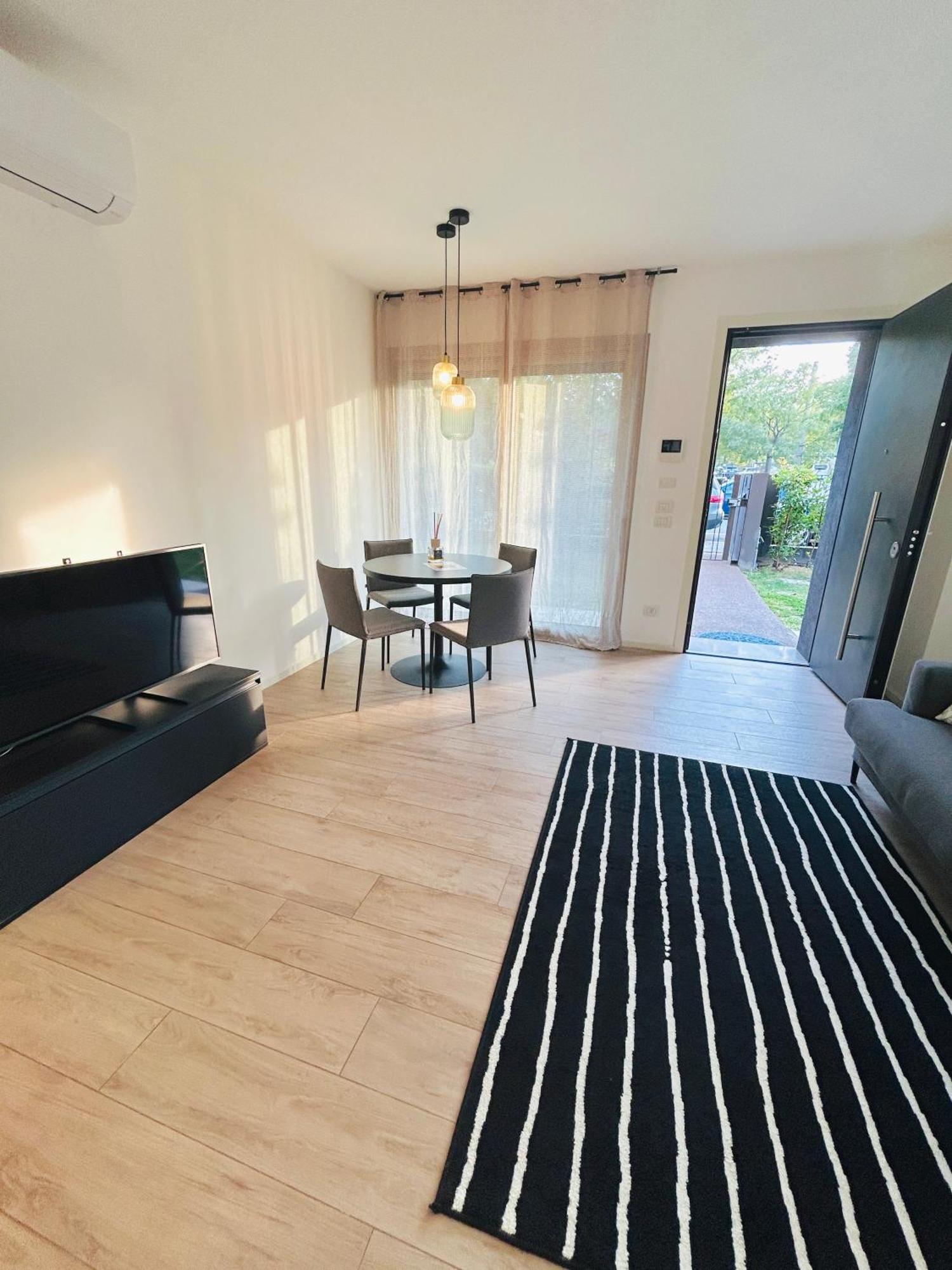 Apartment Cortemaggiore 4d Luxury-flexrent Abissinia *