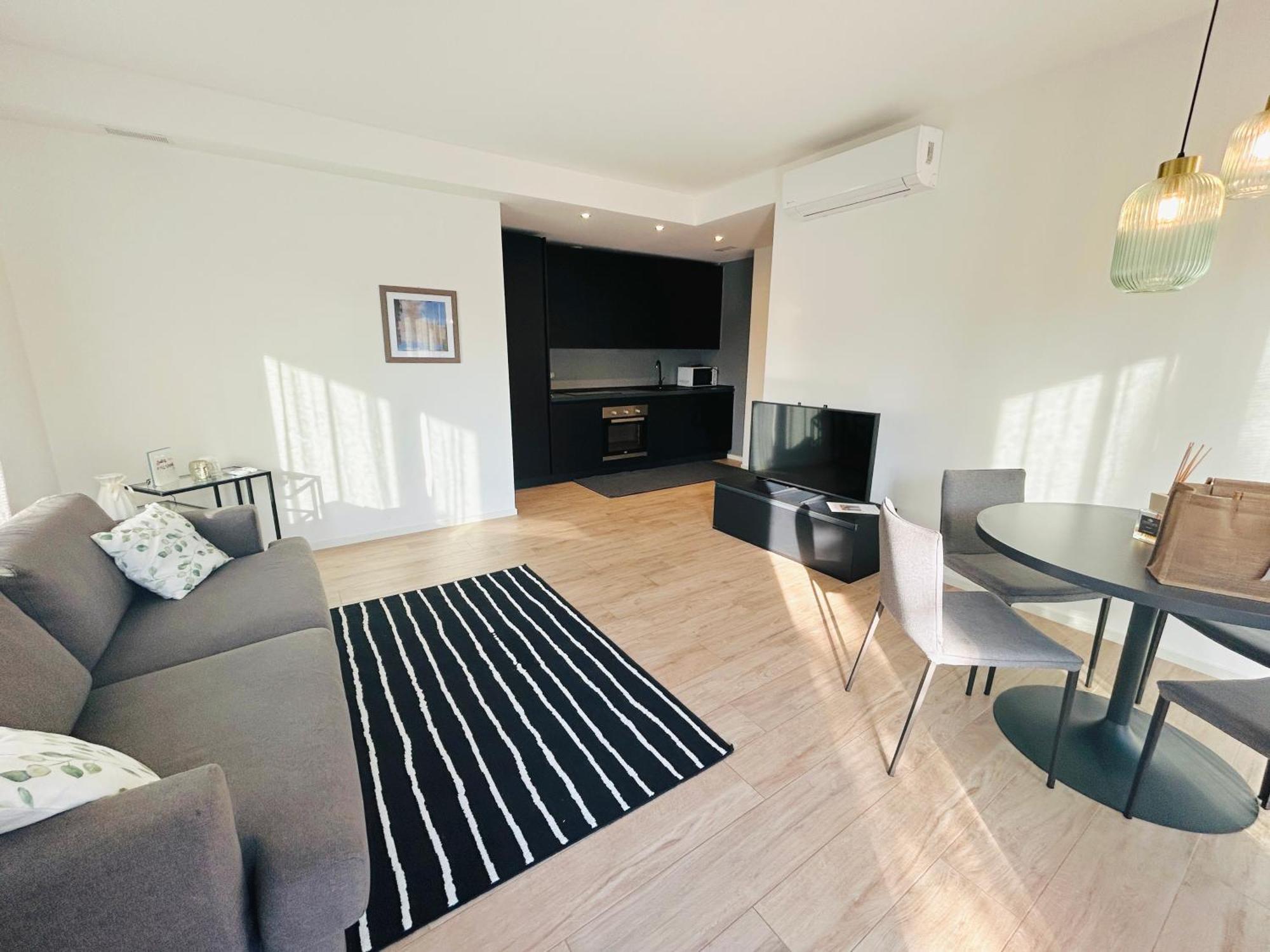Cortemaggiore 4d Luxury-flexrent Abissinia Apartment